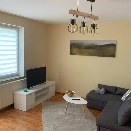 Apartment Brueni 18 - Idyllische Auf Dem Land *